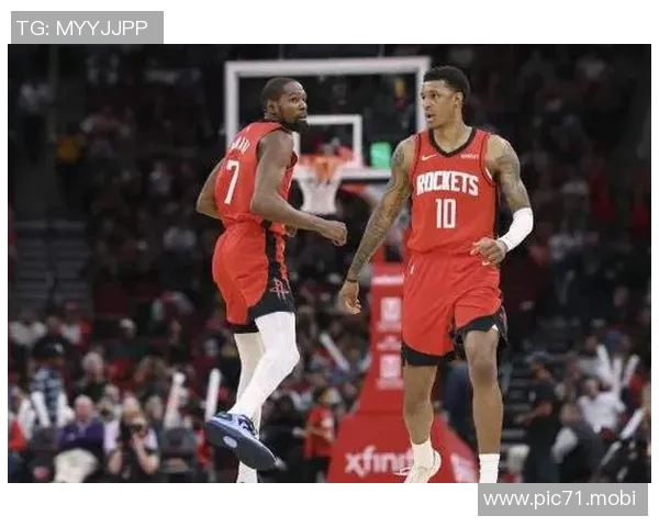 快船迎战西部劲旅火箭,新援首秀激发战力,伦纳德杜兰特巅峰对决冲击三连胜 快船迎战西部劲旅火箭,新援首秀激发战力,伦纳德杜兰特巅峰对决冲击三连胜